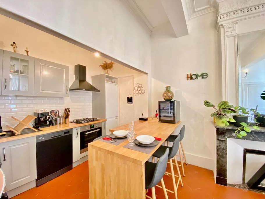 Le Jardin Secret De Nady Apartment Carcassonne Exterior foto