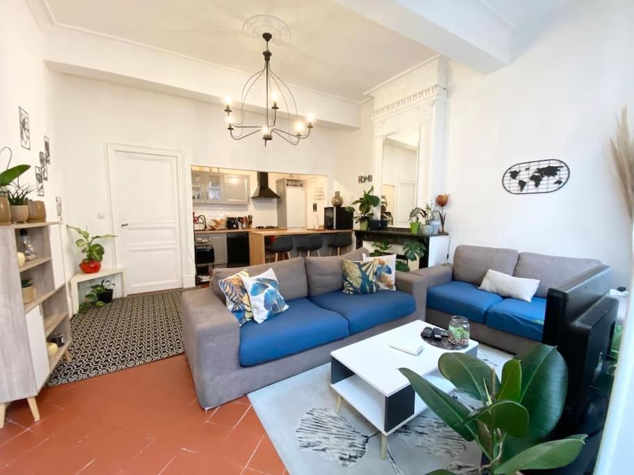 Le Jardin Secret De Nady Apartment Carcassonne Exterior foto