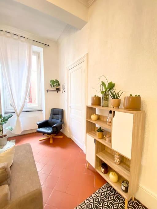 Le Jardin Secret De Nady Apartment Carcassonne Exterior foto