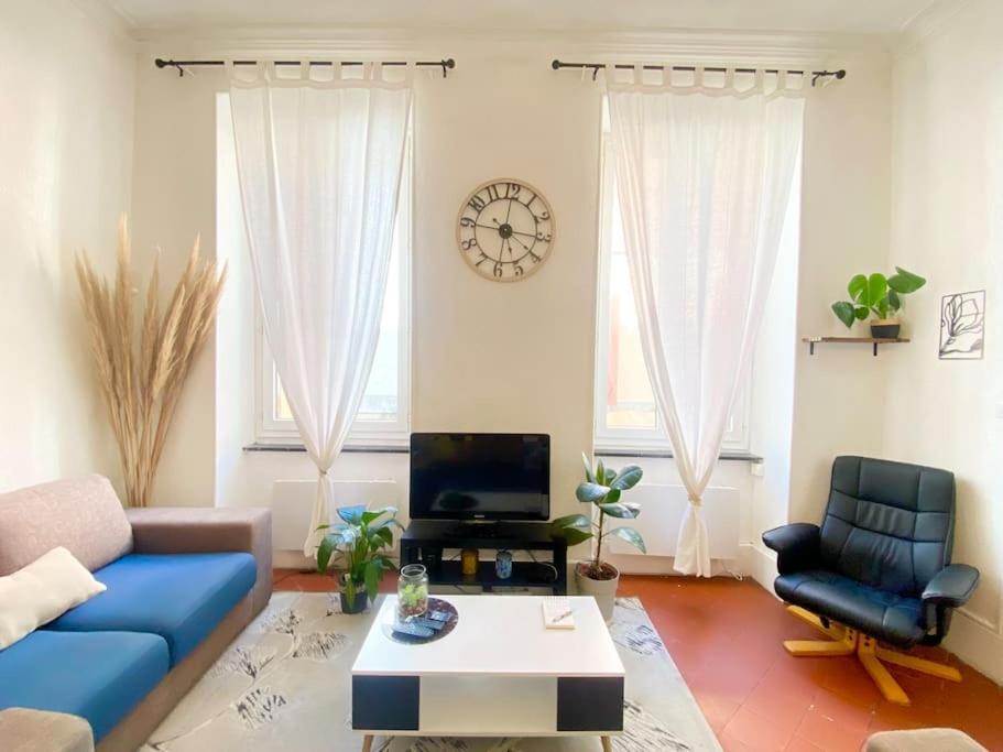 Le Jardin Secret De Nady Apartment Carcassonne Exterior foto