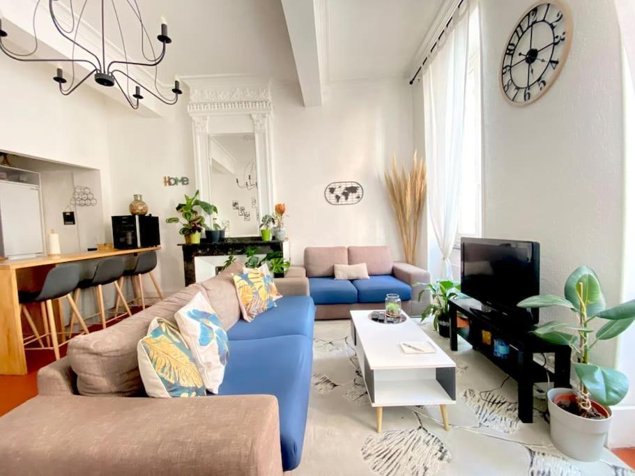 Le Jardin Secret De Nady Apartment Carcassonne Exterior foto